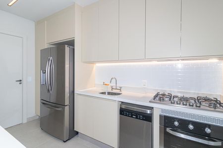 Apartamento para alugar com 134m², 2 quartos e 2 vagas Apartamento para alugar com 134m², 2 quartos e 2 vagasCozinha