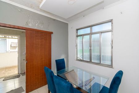 Casa à venda com 170m², 4 quartos e 1 vaga2º andar - Copa