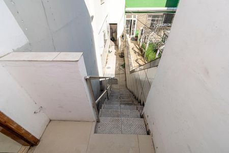 Casa à venda com 170m², 4 quartos e 1 vaga2º andar - Sala - Escada de acesso