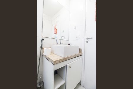 Apartamento para alugar com 60m², 2 quartos e 1 vaga Apartamento para alugar com 60m², 2 quartos e 1 vagaBanheiro
