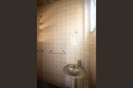 Banheiro de casa à venda com 1 quarto, 350m² em Campo Grande, Rio de Janeiro