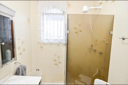Casa à venda com 418m², 4 quartos e 2 vagas Casa à venda com 418m², 4 quartos e 2 vagasBanheiro 1
