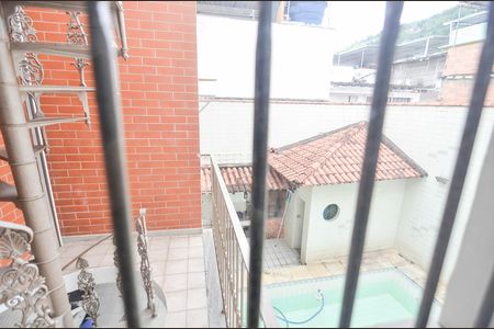 Casa à venda com 418m², 4 quartos e 2 vagas Casa à venda com 418m², 4 quartos e 2 vagasQuarto 3
