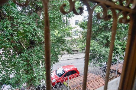 Casa à venda com 418m², 4 quartos e 2 vagas Casa à venda com 418m², 4 quartos e 2 vagasQuarto 1
