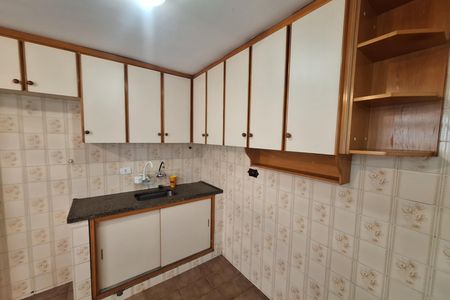 Cozinha de apartamento à venda com 2 quartos, 55m² em Vila Camilópolis, Santo André