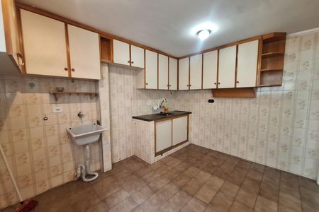 Cozinha  de apartamento à venda com 2 quartos, 55m² em Vila Camilópolis, Santo André