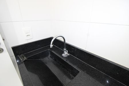 Apartamento para alugar com 42m², 2 quartos e sem vagaBanheiro