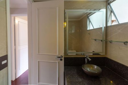 Apartamento para alugar com 77m², 2 quartos e 1 vaga Apartamento para alugar com 77m², 2 quartos e 1 vagaBanheiro Social