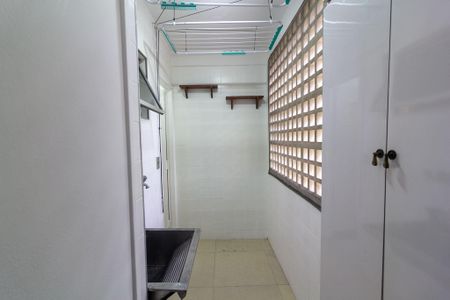 Apartamento para alugar com 77m², 2 quartos e 1 vaga Apartamento para alugar com 77m², 2 quartos e 1 vagaÁrea de Serviço