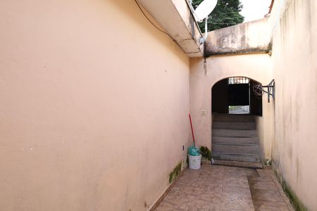 Casa à venda com 320m², 2 quartos e 3 vagasCasa 2 - Quintal