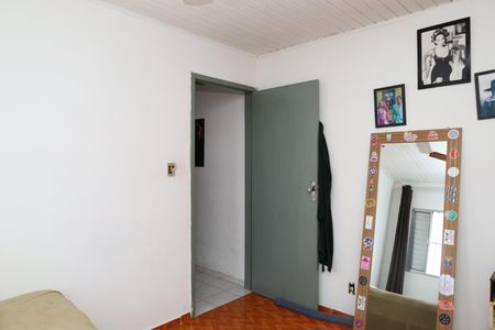 Casa à venda com 320m², 2 quartos e 3 vagasCasa 2 - Quarto 1