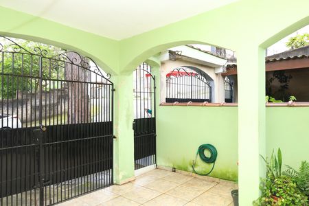 Casa à venda com 320m², 2 quartos e 3 vagasCasa 3 - Garagem