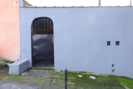 Casa à venda com 320m², 2 quartos e 3 vagasCasa 2 - Fachada