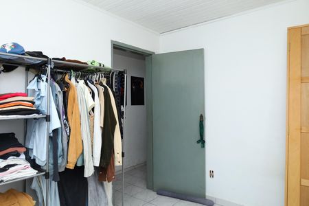 Casa à venda com 320m², 2 quartos e 3 vagasCasa 2 - Quarto 2