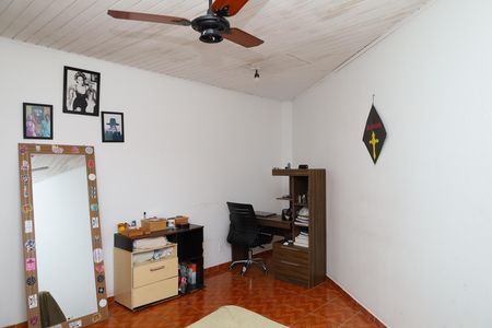 Casa à venda com 320m², 2 quartos e 3 vagasCasa 2 - Quarto 1