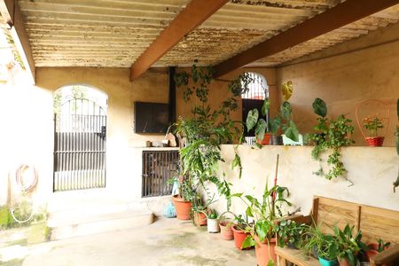 Casa à venda com 320m², 2 quartos e 3 vagasCasa 1 - Varanda