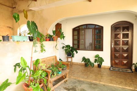 Casa à venda com 320m², 2 quartos e 3 vagasCasa 1 - Varanda