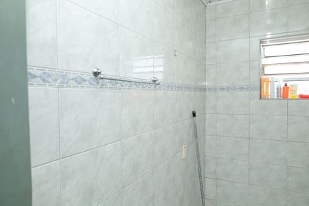 Casa à venda com 320m², 2 quartos e 3 vagasCasa 2 - Banheiro 1