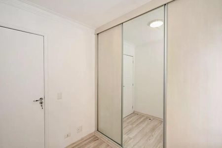 Apartamento à venda com 62m², 3 quartos e 1 vaga Apartamento à venda com 62m², 3 quartos e 1 vagaCÃMARA DE ARMAZENAMENTO COM PORTA DE VIDRO E PAREDE BRANCA.