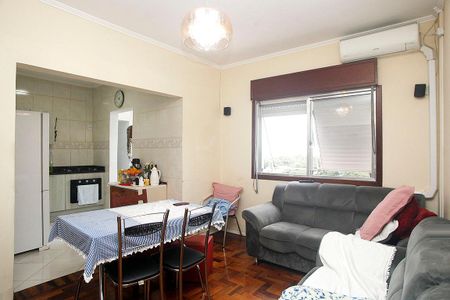 Sala de apartamento para alugar com 2 quartos, 80m² em Floresta, Porto Alegre