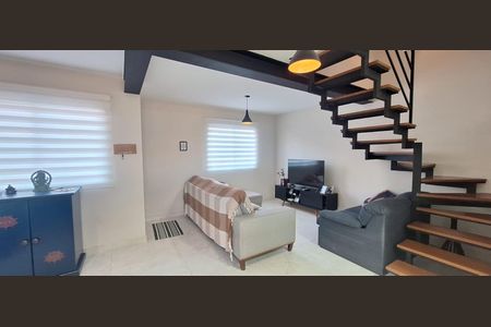 Casa de condomínio à venda com 97m², 3 quartos e 2 vagas