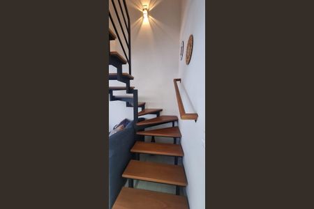 Casa de condomínio à venda com 97m², 3 quartos e 2 vagas