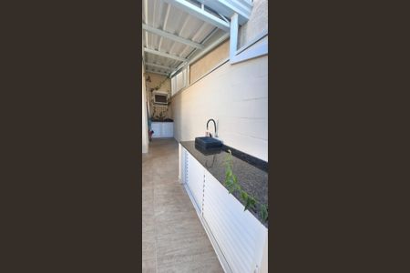 Casa de condomínio à venda com 97m², 3 quartos e 2 vagas