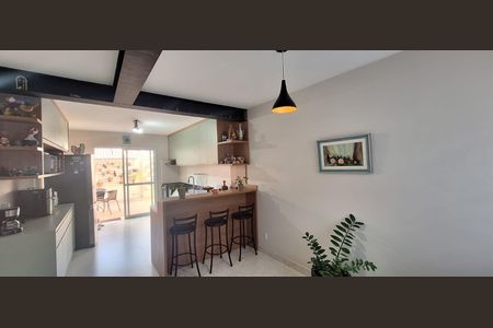 Casa de condomínio à venda com 97m², 3 quartos e 2 vagas