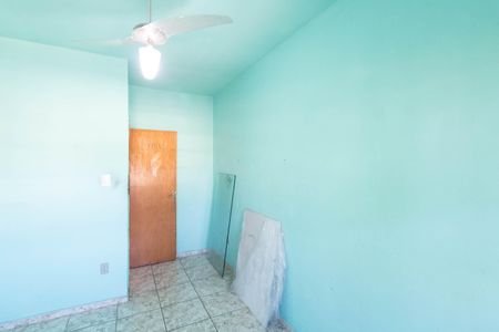 Casa à venda com 300m², 4 quartos e 3 vagas Casa à venda com 300m², 4 quartos e 3 vagasQuarto 3