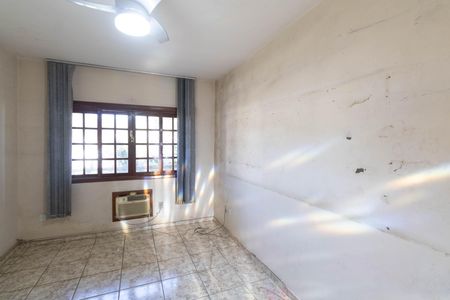 Casa à venda com 300m², 4 quartos e 3 vagas Casa à venda com 300m², 4 quartos e 3 vagasQuarto 4