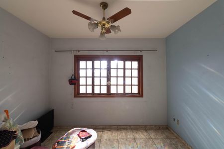 Casa à venda com 300m², 4 quartos e 3 vagas Casa à venda com 300m², 4 quartos e 3 vagasQuarto 2