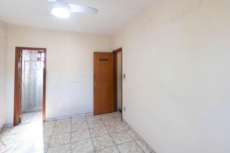Casa à venda com 300m², 4 quartos e 3 vagas Casa à venda com 300m², 4 quartos e 3 vagasQuarto 4