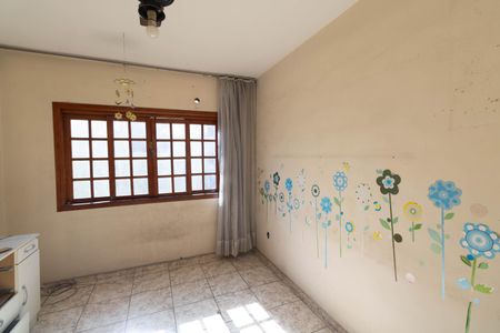Casa à venda com 300m², 4 quartos e 3 vagas Casa à venda com 300m², 4 quartos e 3 vagasQuarto 1