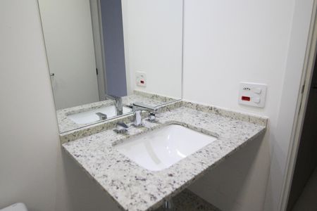 Apartamento para alugar com 68m², 2 quartos e 1 vaga