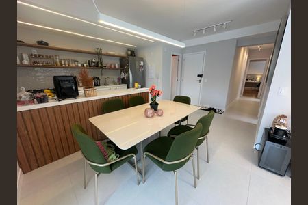 Apartamento à venda com 346m², 3 quartos e 2 vagasSala
