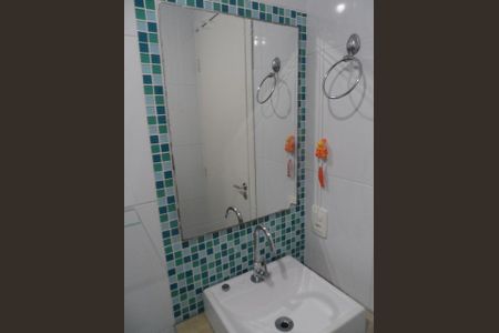 Banheiro de apartamento à venda com 2 quartos, 50m² em Parque Valenca I, Campinas