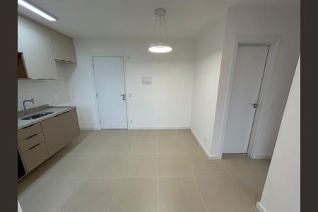 Sala/cozinha de apartamento para alugar com 2 quartos, 34m² em Santana, São Paulo