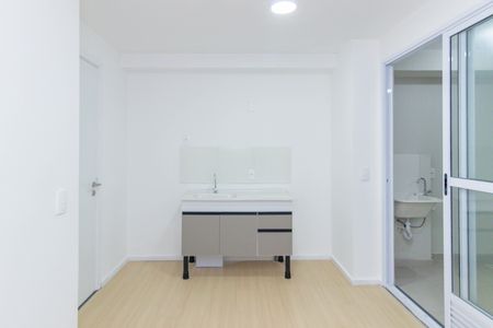 Apartamento para alugar com 36m², 2 quartos e sem vaga Apartamento para alugar com 36m², 2 quartos e sem vagaSala/Cozinha