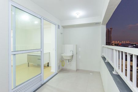 Apartamento para alugar com 36m², 2 quartos e sem vaga Apartamento para alugar com 36m², 2 quartos e sem vagaVaranda 1