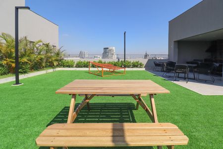 Studio para alugar com 24m², 1 quarto e sem vaga Studio para alugar com 24m², 1 quarto e sem vagaTerraço
