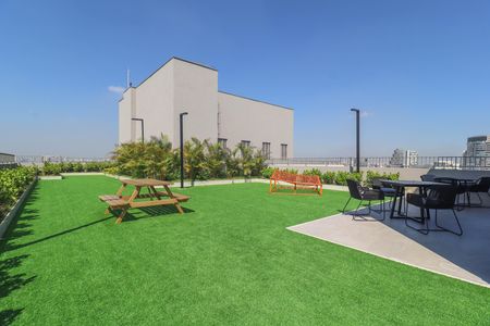 Studio para alugar com 24m², 1 quarto e sem vaga Studio para alugar com 24m², 1 quarto e sem vagaTerraço