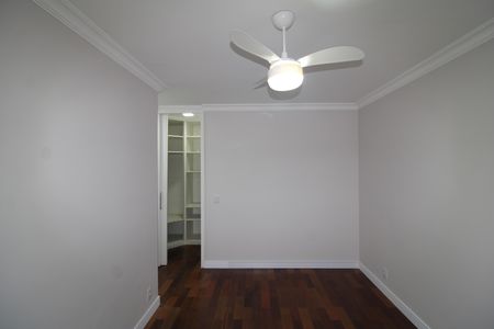 Apartamento à venda com 124m², 3 quartos e 3 vagasQuarto 2