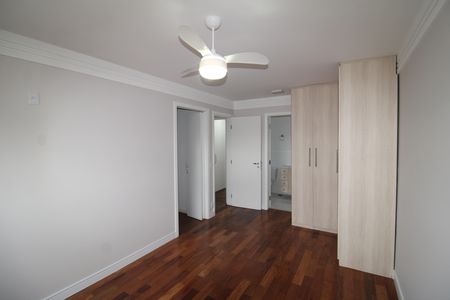 Apartamento à venda com 124m², 3 quartos e 3 vagasQuarto 3 