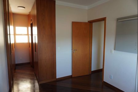 Apartamento para alugar com 133m², 3 quartos e 2 vagasSuíte 