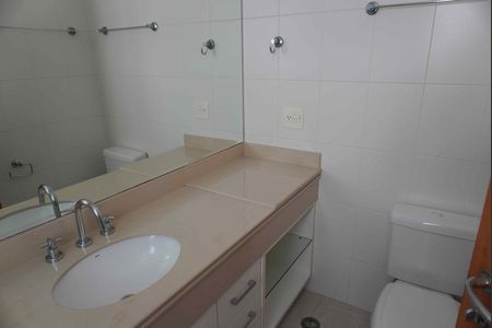 Apartamento para alugar com 133m², 3 quartos e 2 vagasBanheiro da Suíte Principal