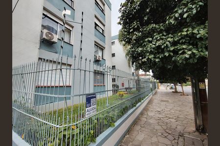 Fachada rua de apartamento à venda com 3 quartos, 85m² em Menino Deus, Porto Alegre