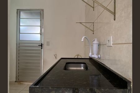 Casa para alugar com 30m², 1 quarto e sem vaga Casa para alugar com 30m², 1 quarto e sem vagaCozinha