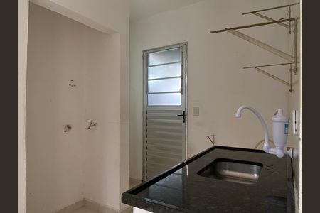 Casa para alugar com 30m², 1 quarto e sem vaga Casa para alugar com 30m², 1 quarto e sem vagaCozinha