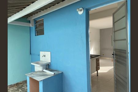 Casa para alugar com 30m², 1 quarto e sem vaga Casa para alugar com 30m², 1 quarto e sem vagaÁrea de Serviço - Área externa
