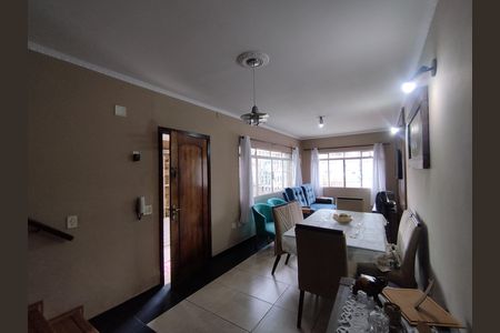 Casa à venda com 137m², 3 quartos e 3 vagasSala 